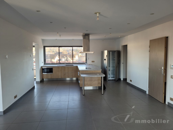 BRIVE LA GAILLARDE APARTMENT 180M2 TOP FLOOR