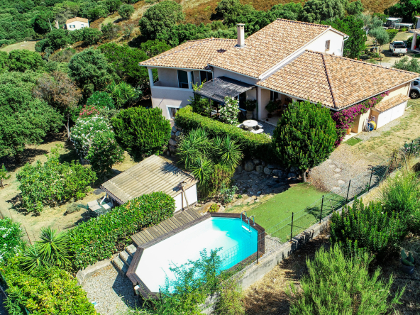 PERI – F3 VILLA OF 175 M2 WITH INDEPENDENT STUDIO.