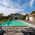 Prestigious villa near Lake Sanguinet