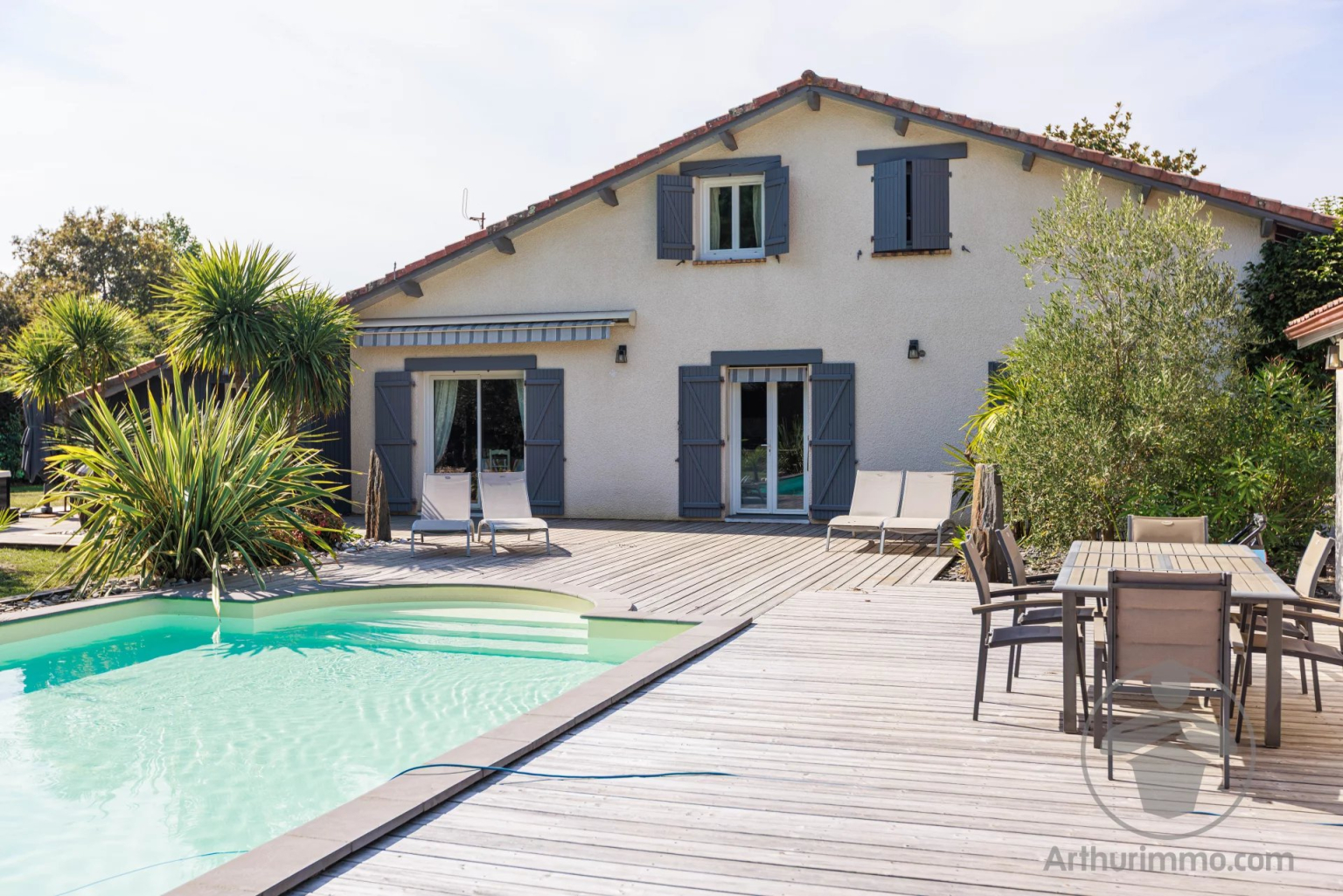 Villa de prestige proche lac Sanguinet