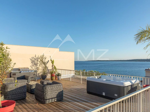 Cannes – Palm Beach – Appartement toit terrasse