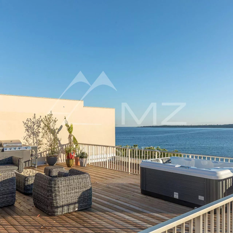 Cannes Vue mer – Appartement trois chambres