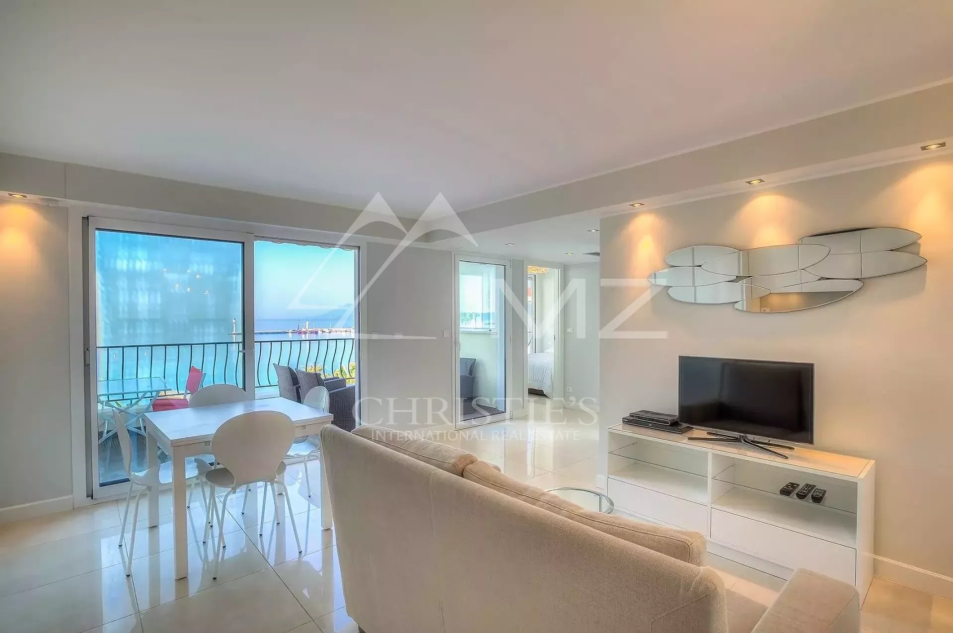 c969ece332e64c7a55431a9ce1204d45_5e50502d05_1920-original