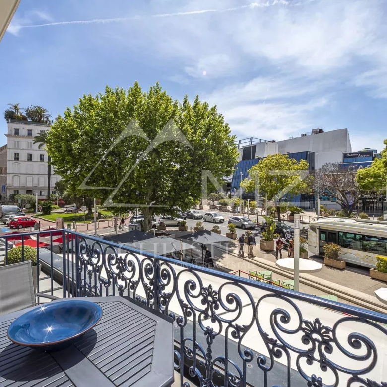 Cannes – Croisette – 3 bedroom apartment