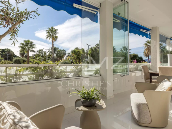 Cannes – Croisette – Superb apartment