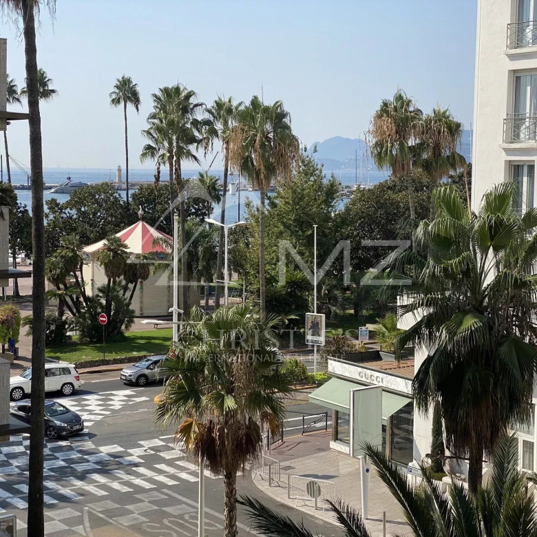 Cannes – Croisette – 2 bedroom apartment