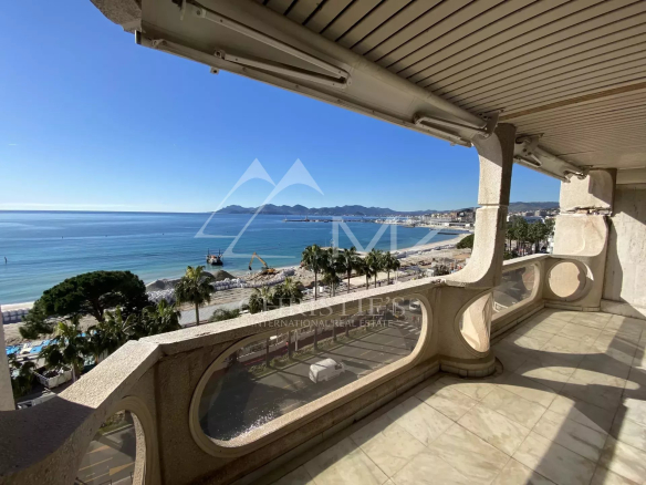 Cannes – Croisette – 2 bedroom apartment