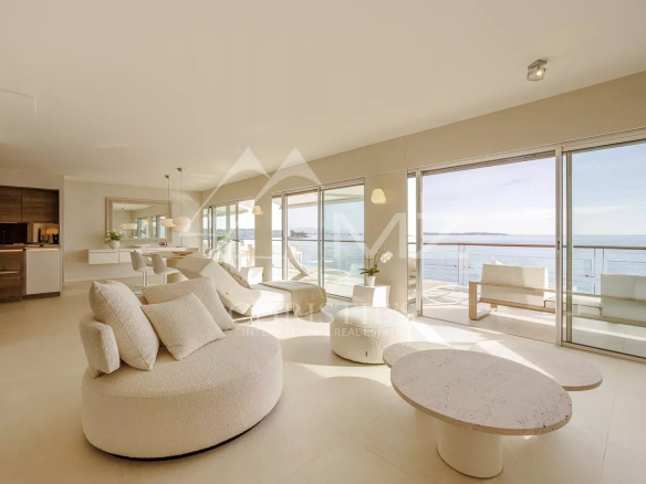 Cannes – Palm Beach – Apartment with superb view