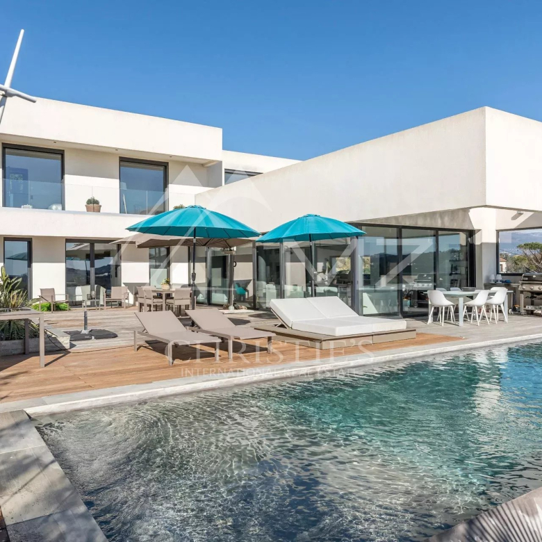 Cannes – Palm Beach – Apartment with superb view