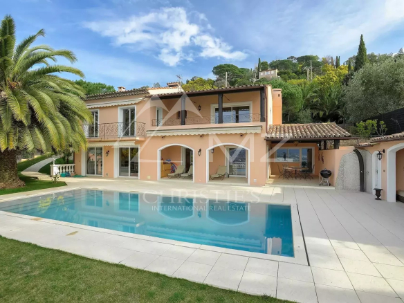 Cannes – Villa au calme avec vue mer