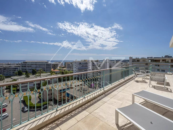 Cannes – Croisette – Superbe penthouse