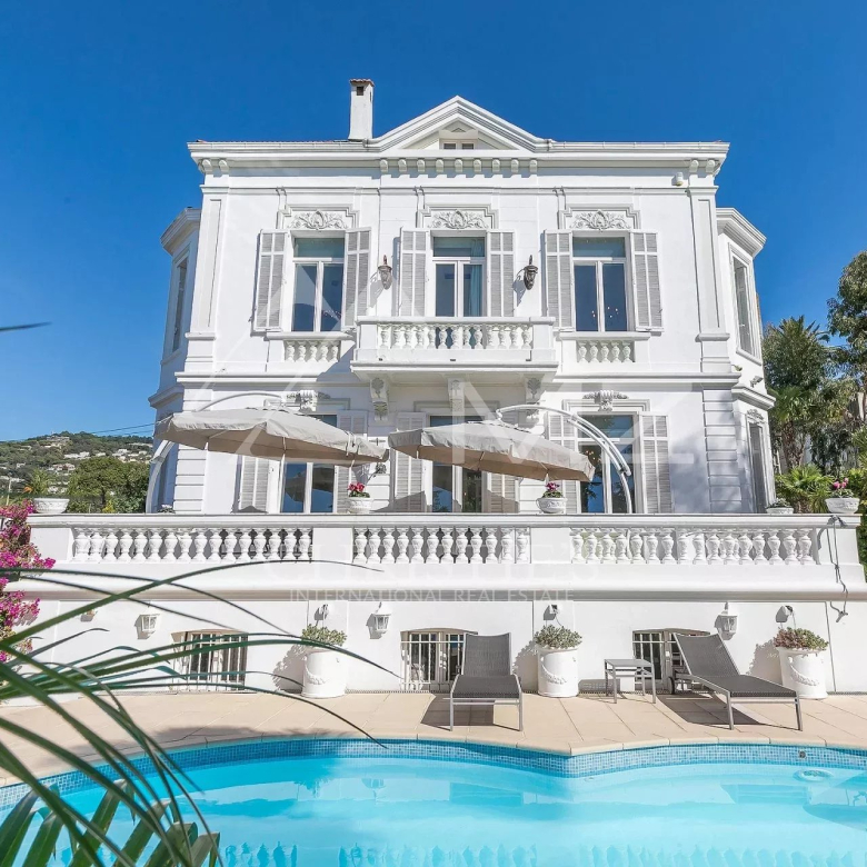 Cannes – California – Luxury Villa