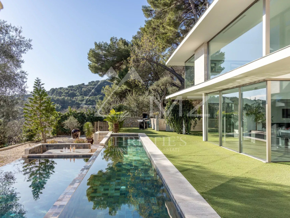 Super Cannes – Villa near the sea