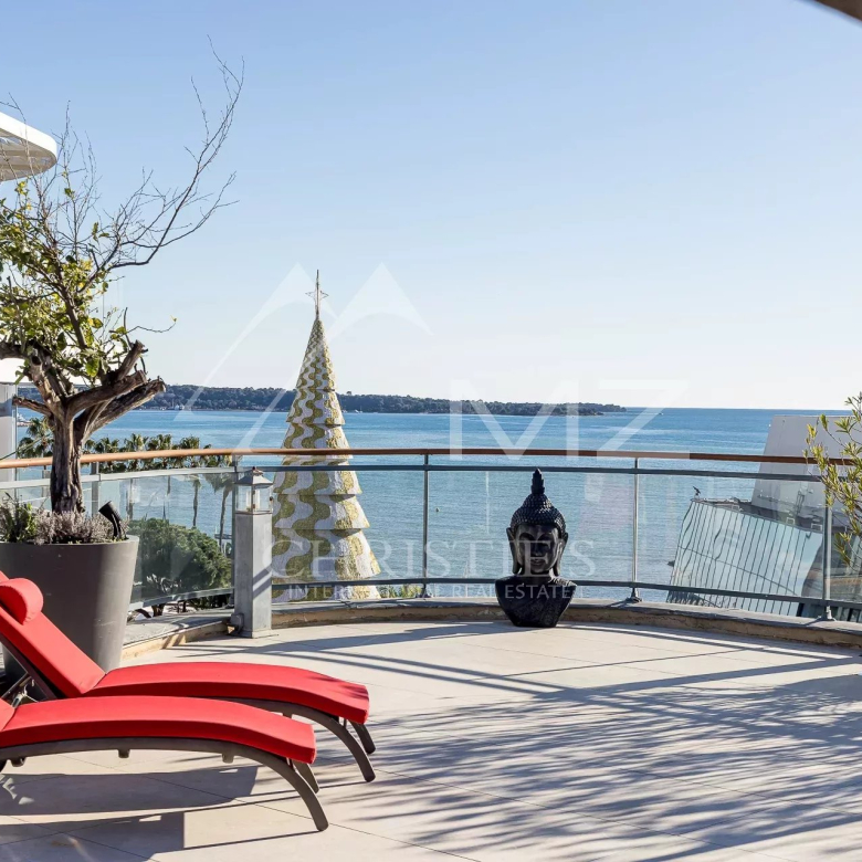 Architecture  unique  et  jardin  secret : un cocon  de  sérénité