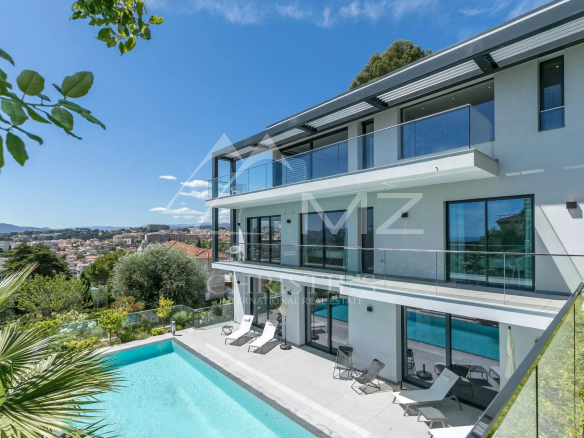 Proche Cannes – Villa contempraine neuve