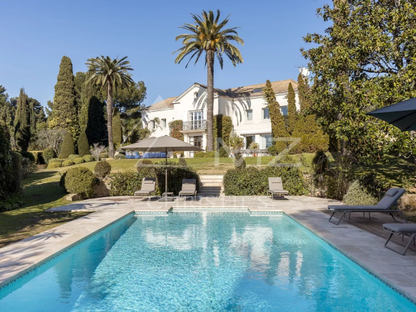 Cannes – Très belle villa avec vue mer