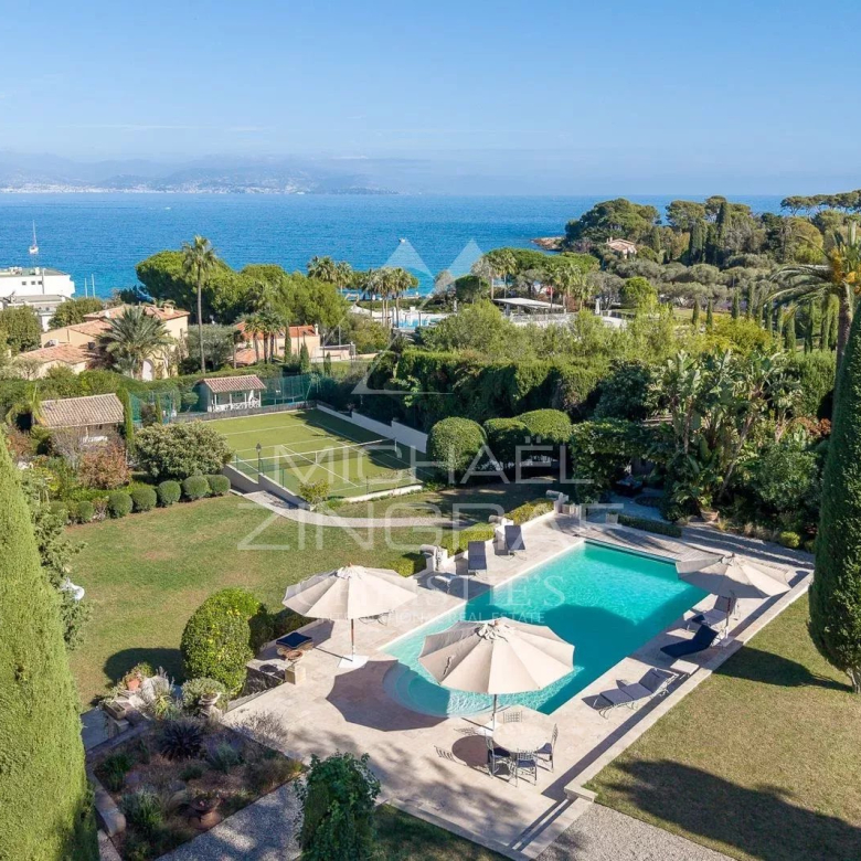 Cap d’Antibes – Villa vue mer à pied des plages