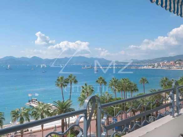Cannes – Croisette – Magnificent apartment