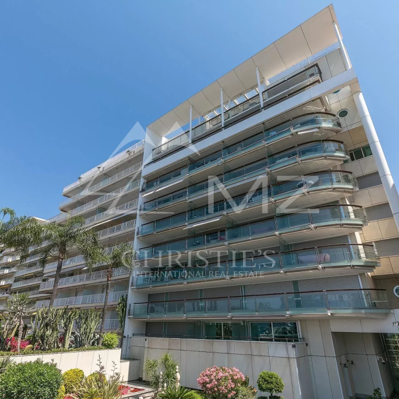 Cannes Croisette – 6 bedroom apartment