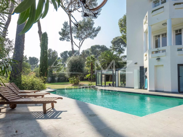 Cap d’Antibes – Superbe villa contemporaine