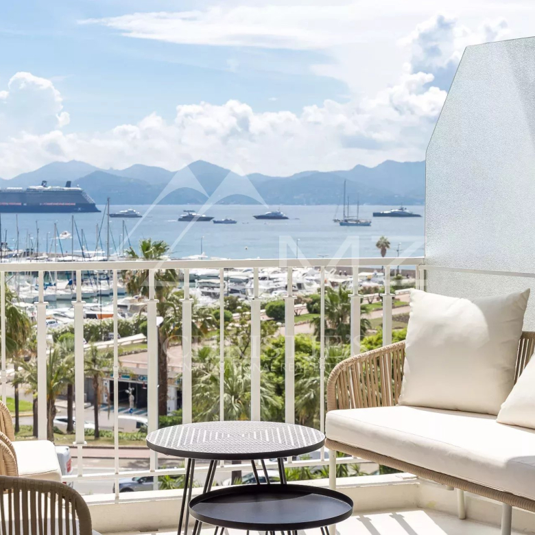 Cannes – Croisette – Magnifique 3 chambres