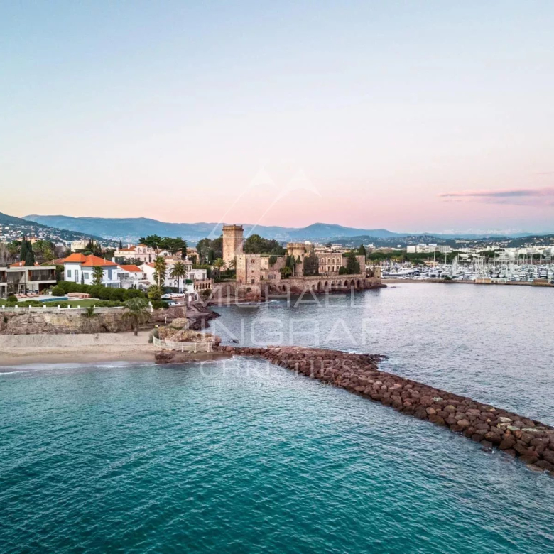 Cannes – Croisette – Bel Appartement