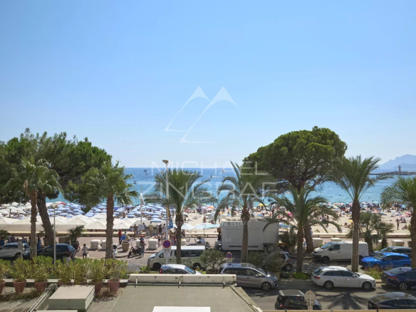 Cannes – Croisette – Magnifique 2 chambres