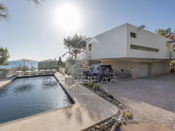 Cap d'Antibes – 4-bedroom villa