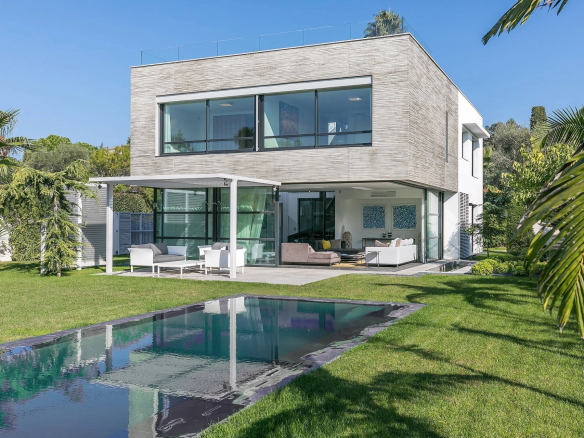 Cap d’Antibes – Villa contemporaine proche plages