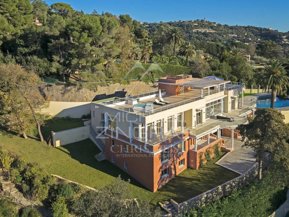 Cannes – Sumptuous new villa