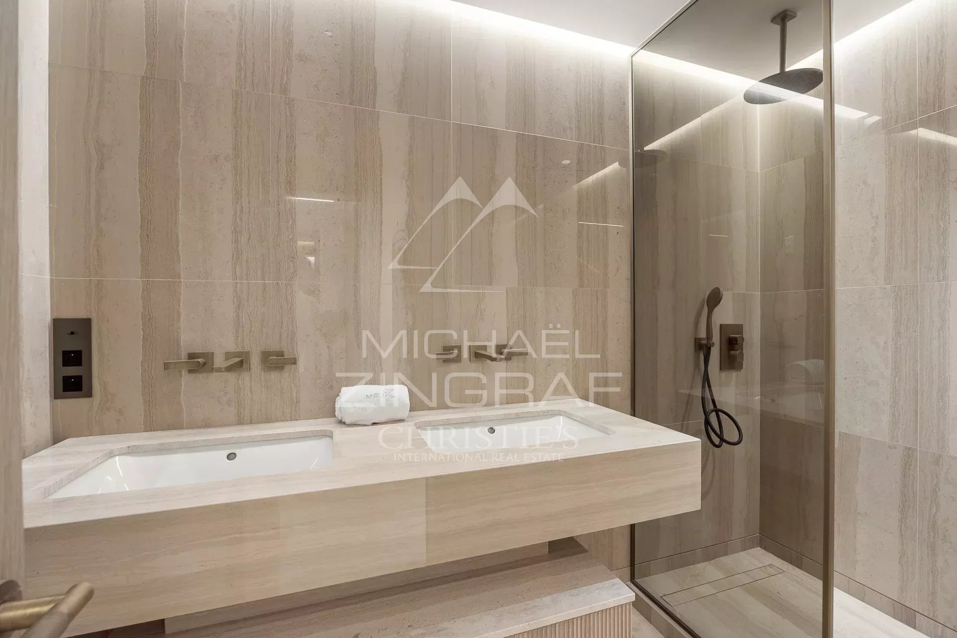 Bathroom of a luxury apartment in Cannes Modern bathroom with shower and sink in a luxury apartment in Cannes.