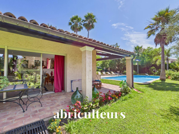 Exceptionnelle maison – La Colle-sur-Loup – 5 chambres – 220 m2 habitables – 1500 m2 terrain