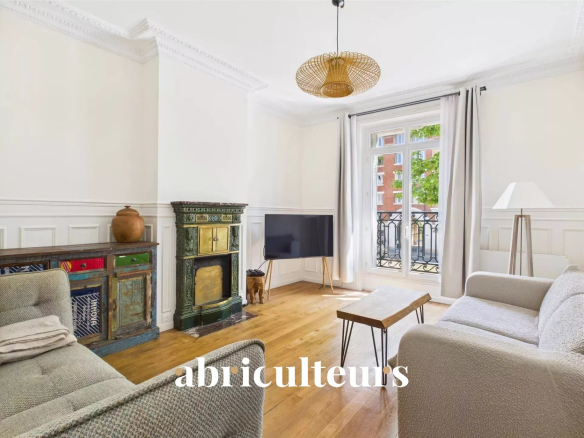 Beautiful T4 of 75m²-Bel-Air Nord-Paris 12