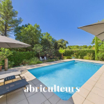 PROPRIÉTÉ DE CHARME AVEC GÎTES – AUPS –  AUX PORTES DU VERDON