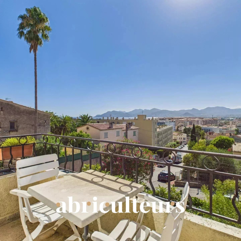 Vence: charming stone villa