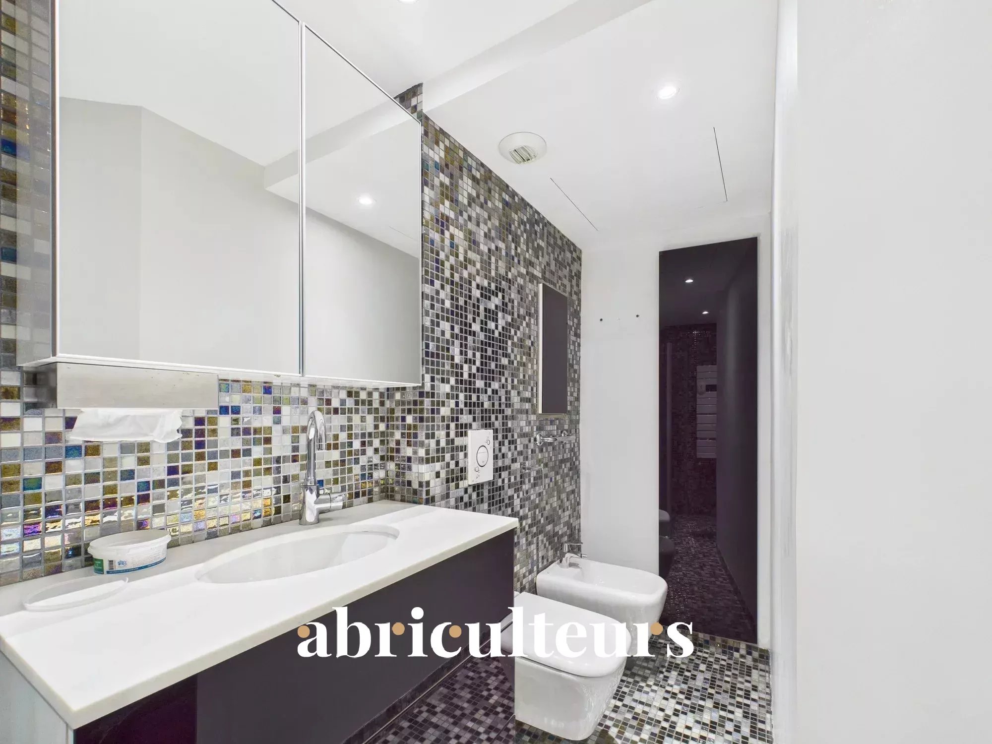 85776491354496f5aa1c9ff4205220b9_0bf20fd758_2000-original