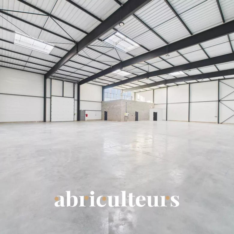 Local d’activité Neuf de 450m²– À 1h de Paris, au cœur d’une zone stratégique