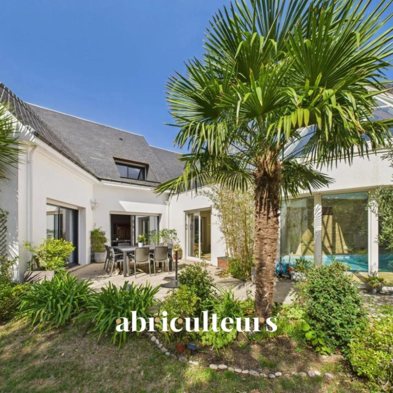 Spacieuse maison familiale de 230 m² ? 7 chambres – Garage – Pompe à chaleur – Quartier Procé