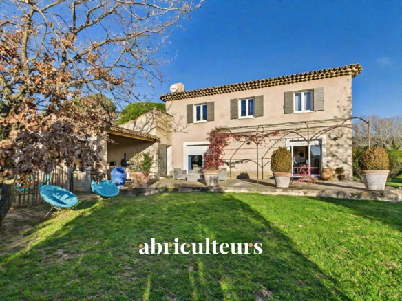 Vue exceptionnelle –  Villa  – 170m² – Lourmarin / Puyvert