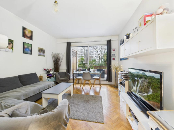 Levallois : 3/4 Pièces de standing avec terrasse de 21 m² et parking