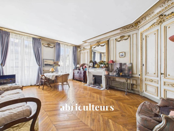 Spacious – 5-Room Apartment – ​​130m² – Paris 10 (Porte Saint-Denis)