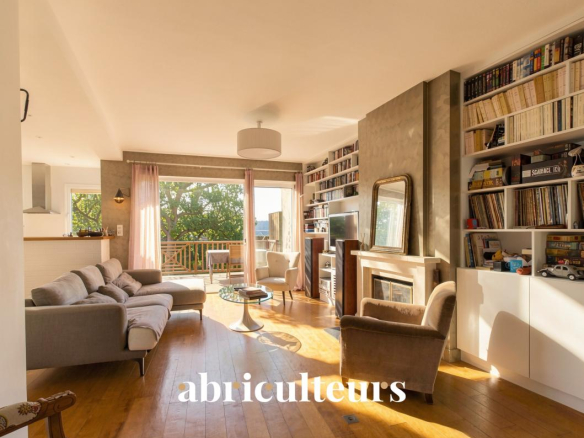 Maison familiale 180 m² ? 8 pièces ? Jardin et piscine ? Bordeaux Saint-Augustin