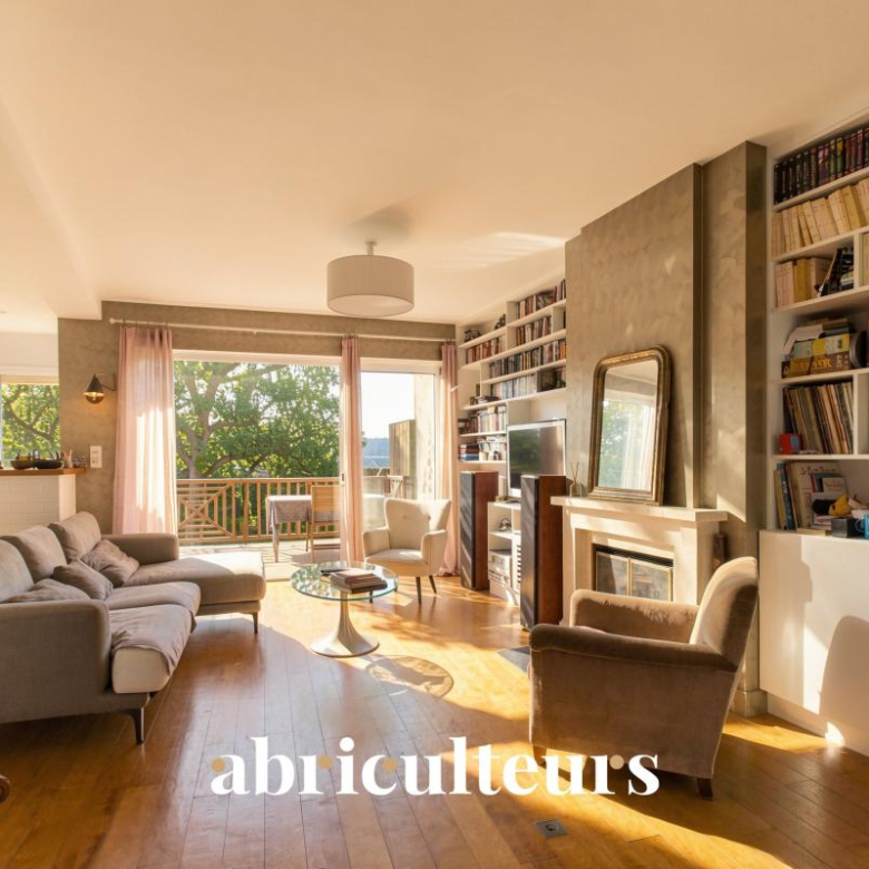 Maison – Colombes – 294m²