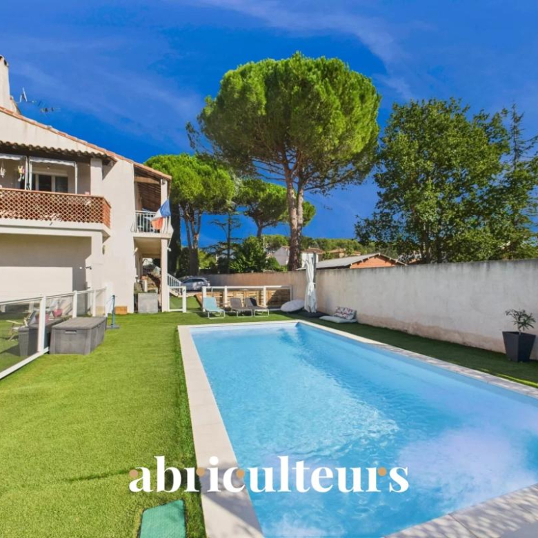 Seaside villa in the heart of Houlgate