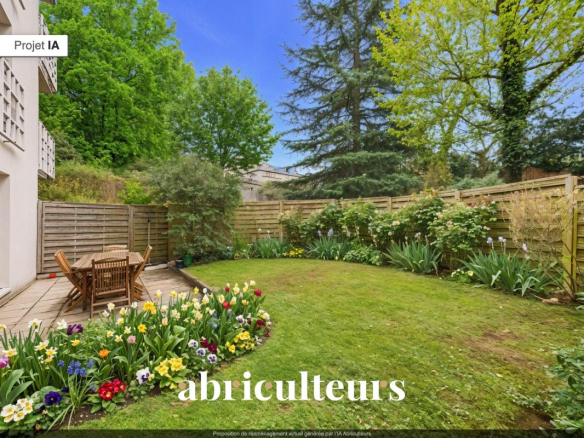 Ravissant duplex avec jardin privatif et balcon – 125m² – La Celle Saint Cloud, Quartier Bourg