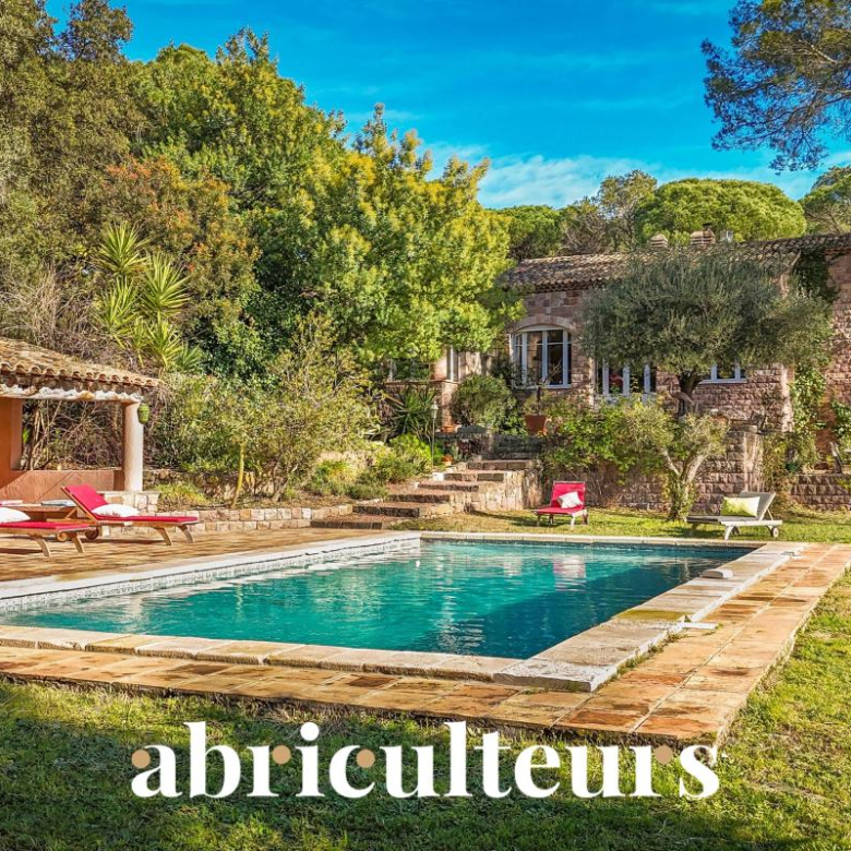 SOLE AGENT – BELLE ÉPOQUE APARTMENT WITH TERRACE – Entire 2n