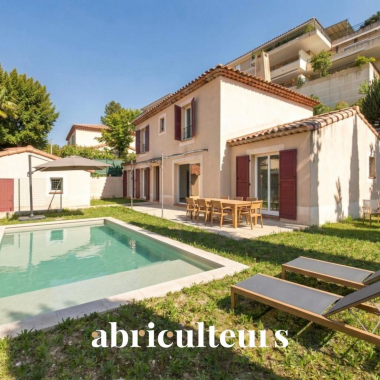 Maison individuelle ? 164 m² ? 8 pièces ? Vélizy-Villacoublay (78140) – idéal investisseur