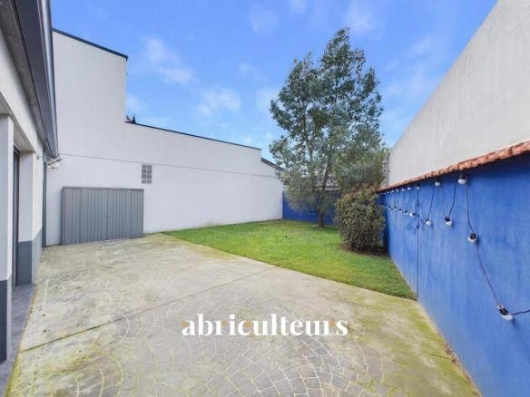 Charmante maison de ville – Jardin et terrasse – Saint-Maur-des-Fossés – Adamville