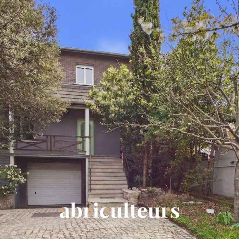 Maison individuelle ? 164 m² ? 7 pièces ? Vélizy-Villacoublay (78140) – Vélizy-Haut – Le Village – idéal investisseur
