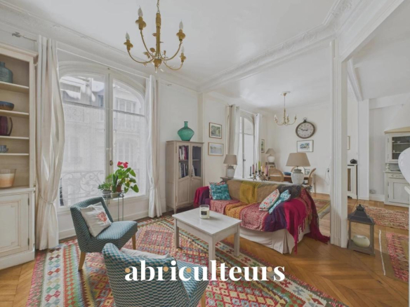 Elegant 5-room apartment of 105 m²? Paris 6th arrondissement? Notre-Dame-des-Champs / Luxembourg Gardens